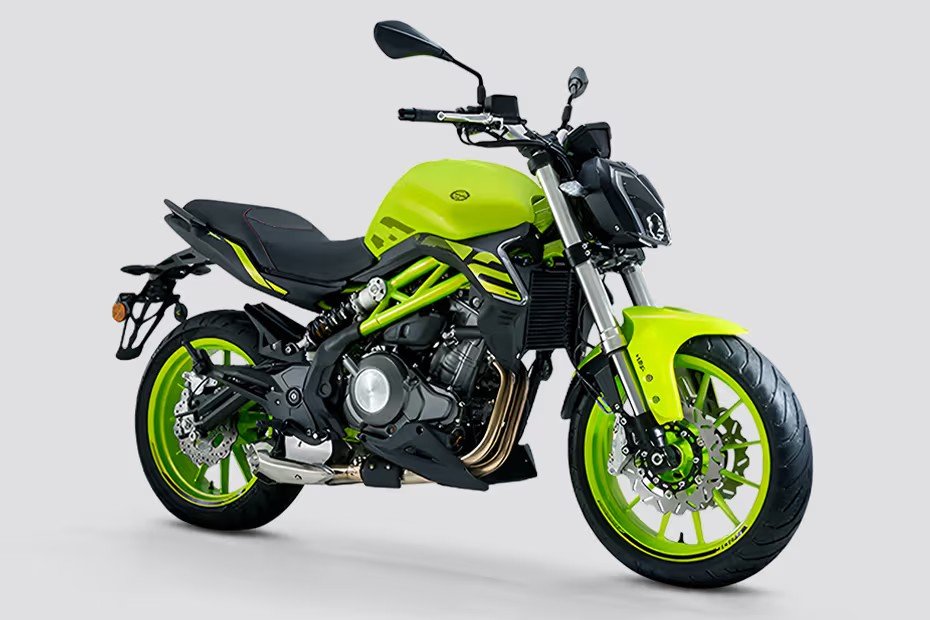 Benelli TNT 300 sports naked bikes
