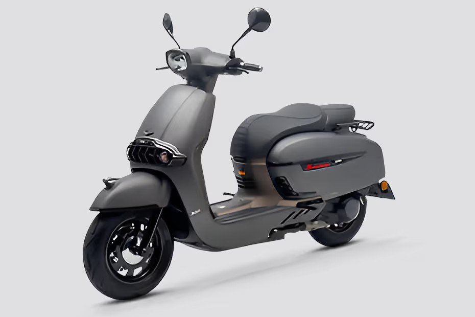 Keeway Sixties 300i electric scooter