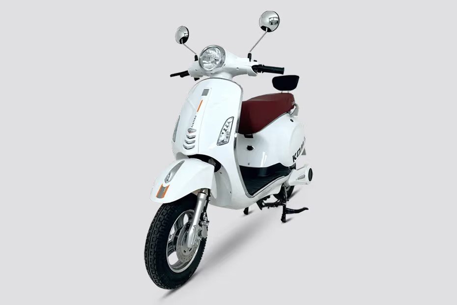 Komaki XGT VP electric scooters