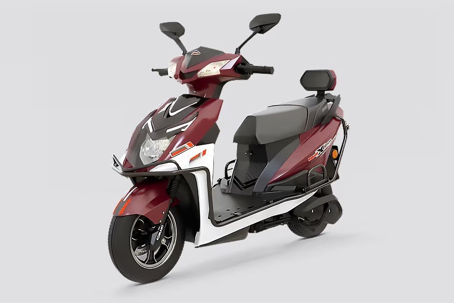 Komaki XGT KM electric scooters
