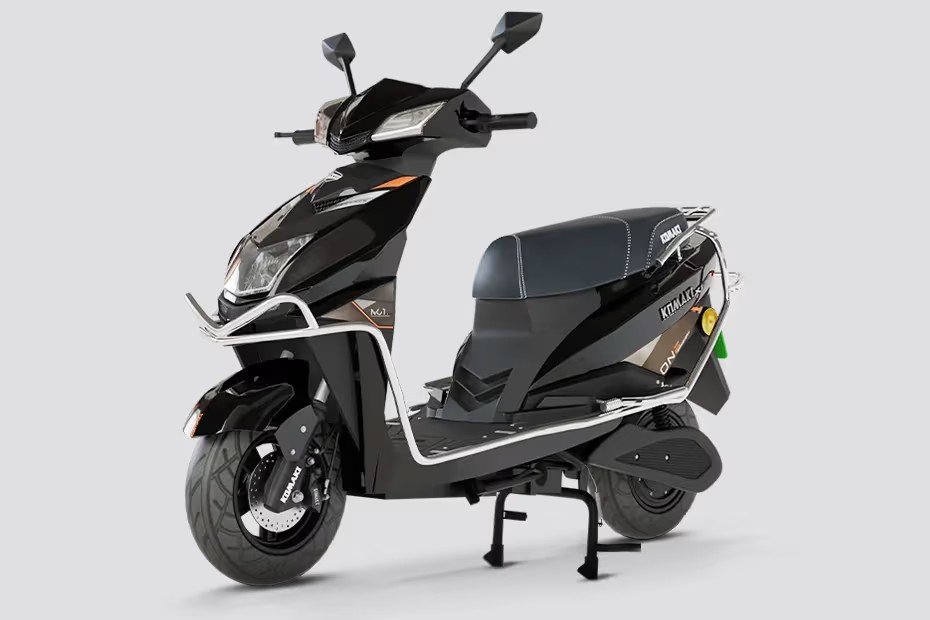 Komaki X One electric scooters