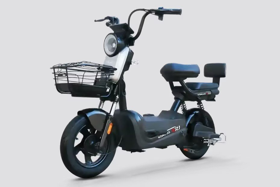 Komaki XR1 electric scooters, moped scooters