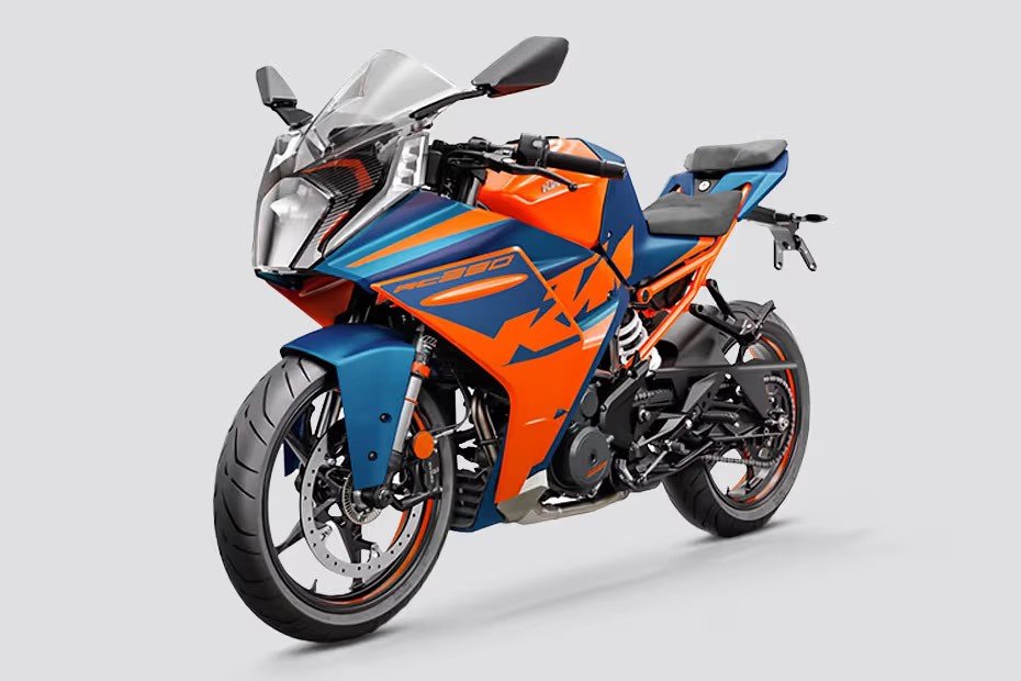 KTM RC 390 sports bikes