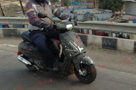 Peugeot Motocycles Peugeot Django 125 electric scooter