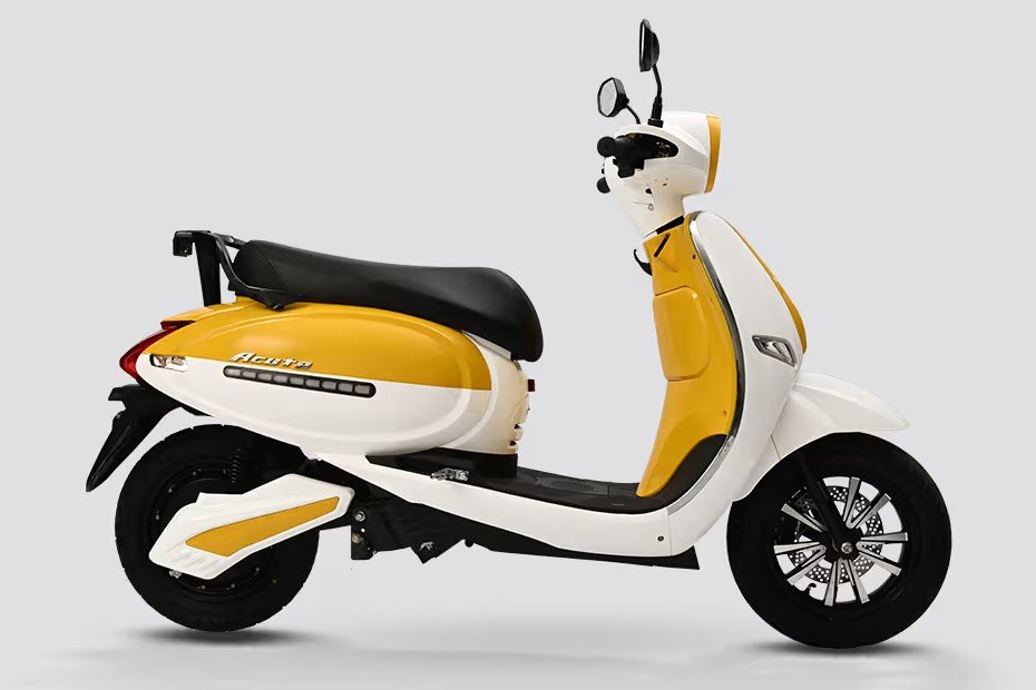 Sokudo Acute electric scooters