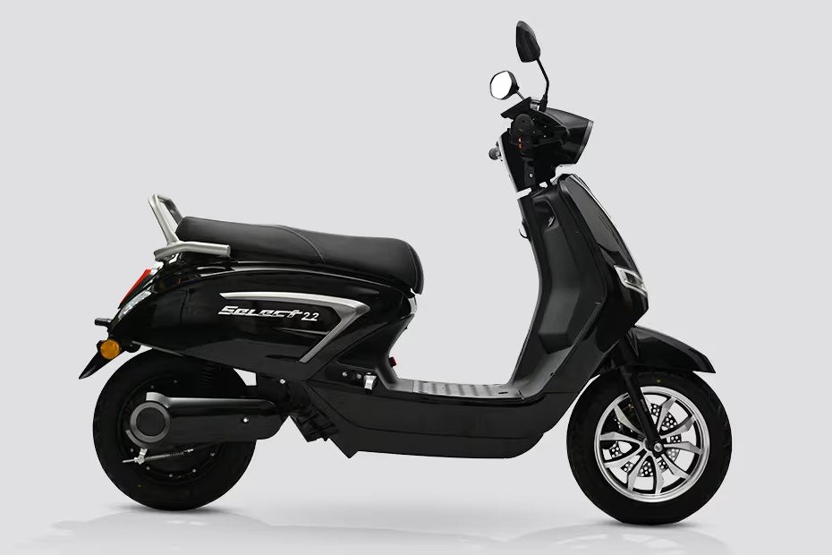 Sokudo Select electric scooters