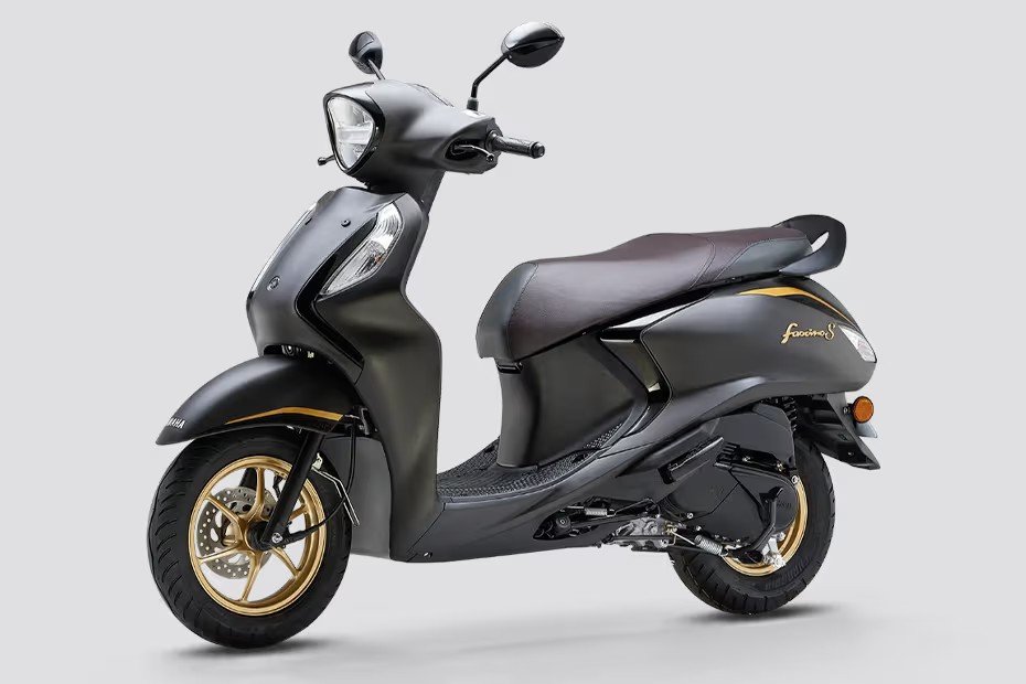 Yamaha Fascino 125 Fi Hybrid electric scooter