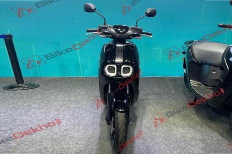 Yamaha Neo's electric scooters