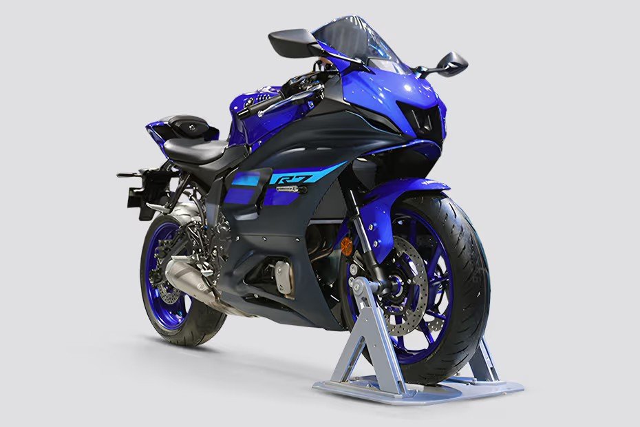 Yamaha R7 sports bikes